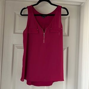 Women’s fuchsia (hot pink) dual fabric tank top.